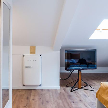 Boutique Room Монтижу Экстерьер фото